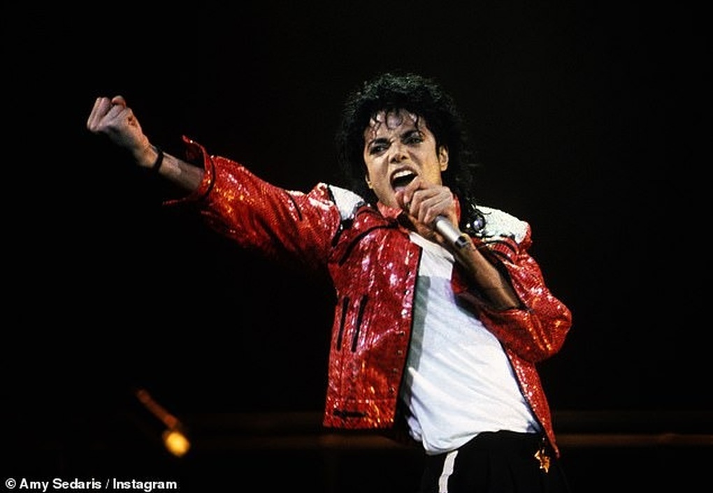 Con gái Michael Jackson đi hát cho vui, mỗi năm nhận 8 triệu USD tiêu vặt - Ảnh 3.
