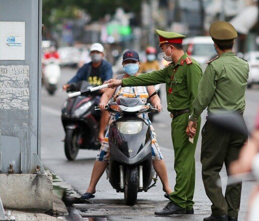 Công an phường, xã được xử lý vi phạm ở những tuyến đường nào? - Ảnh 1.