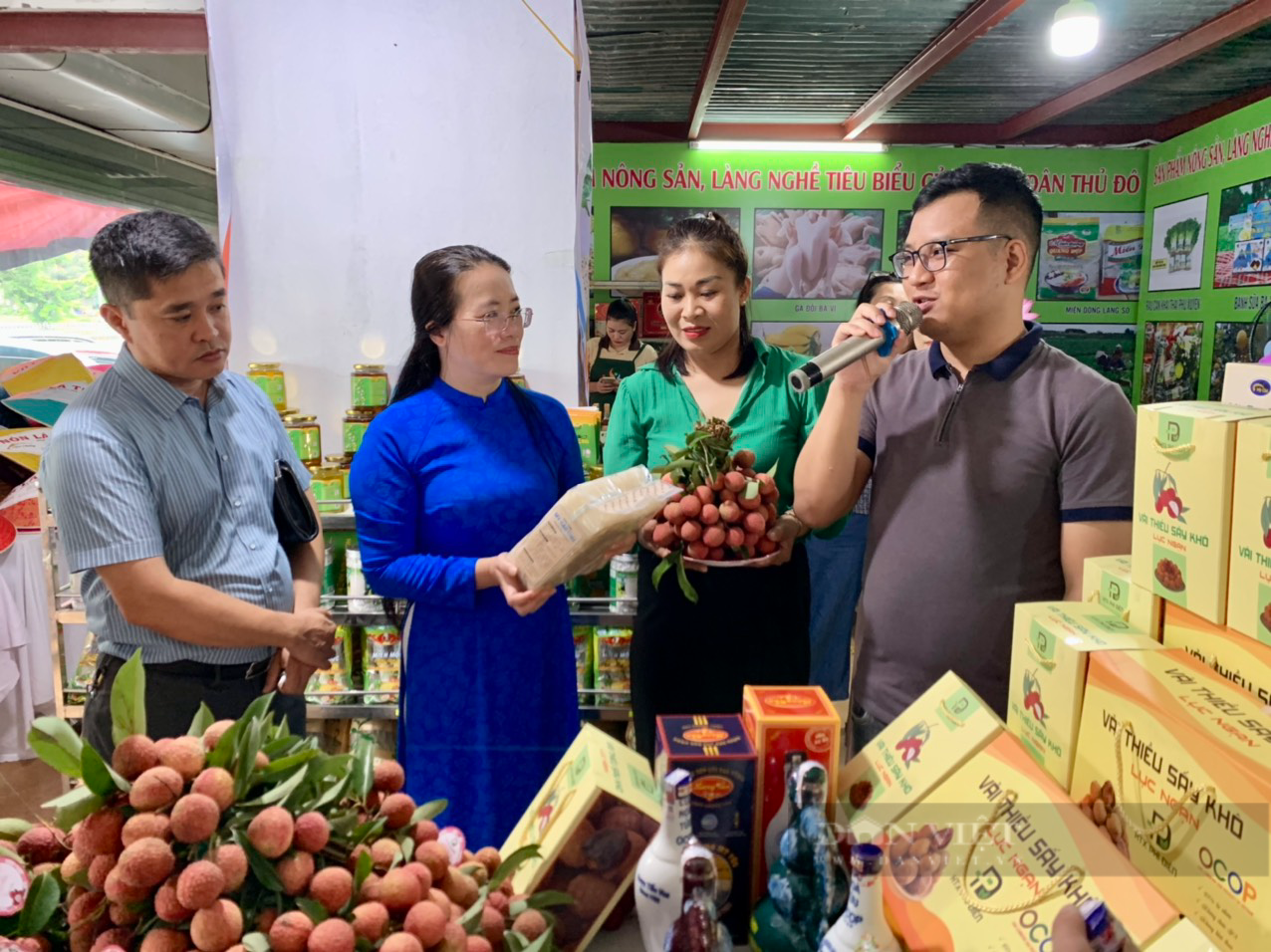 Hội Nông dân tỉnh Bắc Giang tích cực hỗ trợ nông dân quảng bá, kết nối tiêu thụ các sản phẩm OCOP - Ảnh 3.