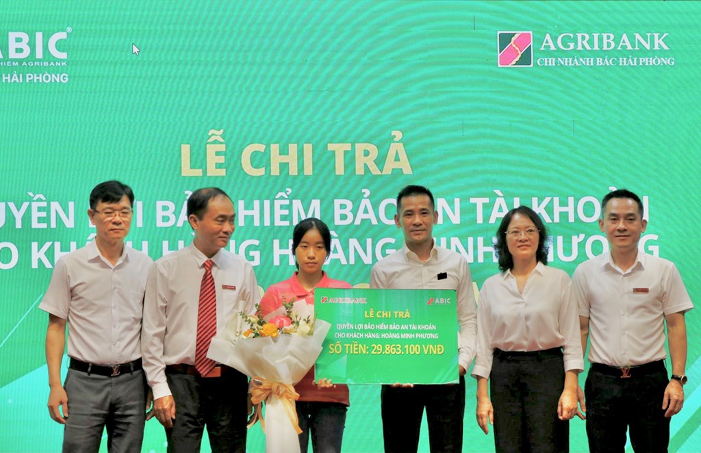 Chi trả quyền lợi bảo hiểm Bảo an tài khoản cho khách hàng Agribank tại Hải Phòng - Ảnh 1.