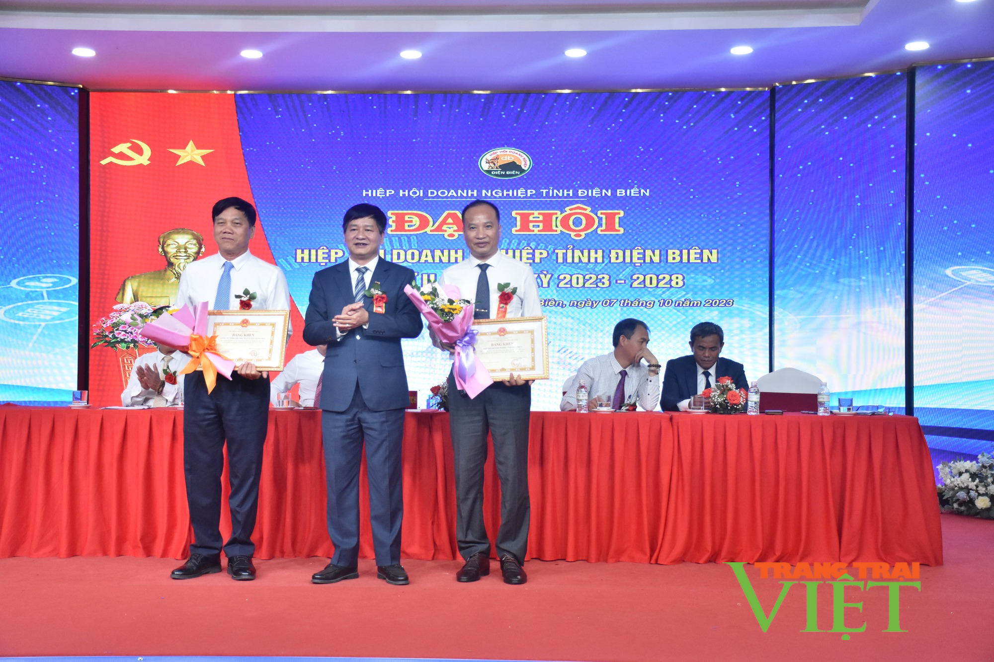 Hiệp hội Doanh nghiệp tỉnh Điện Biên làm tốt vai trò cầu nối doanh nghiệp - chính quyền - Ảnh 3.