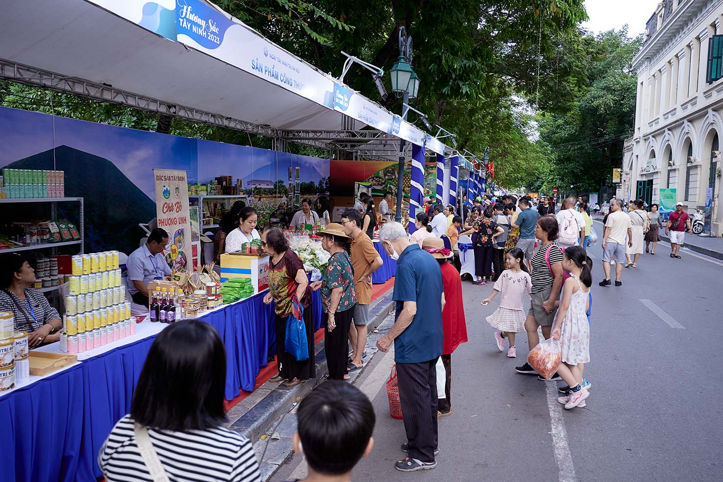 “Tour khám phá Tây Ninh thu nhỏ” ngay giữa lòng thủ đô Hà Nội - Ảnh 2.