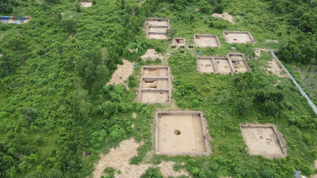 Đào khảo cổ cái gò đất ở một ấp của Bà Rịa-Vũng Tàu phát lộ nhiều cổ vật, la liệt gốm cổ Champa - Ảnh 1.