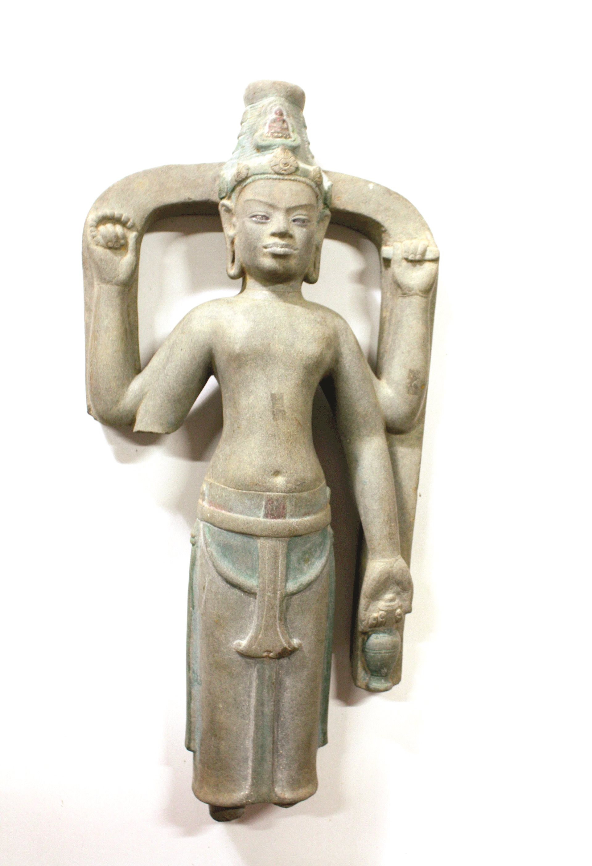Tình cờ phát lộ tượng Champa cổ cách đây 22 năm ở một thôn của Bình Thuận, nay là báu vật hiếm có - Ảnh 1.