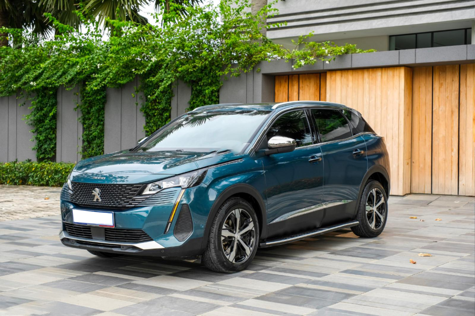 Sau 1 năm lăn bánh, Peugeot 3008 bán giá khó tin - Ảnh 1.