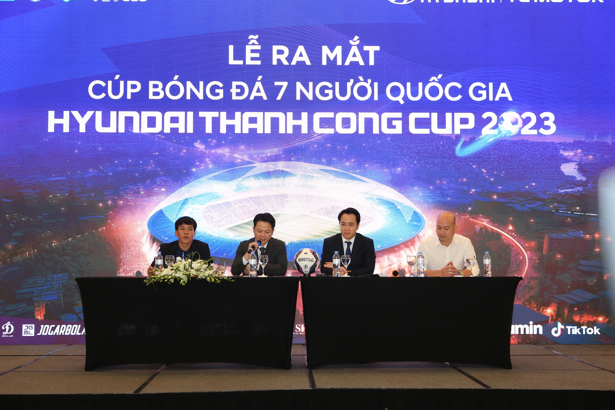  40 đội bóng &quot;tranh hùng&quot; tại Cúp bóng đá 7 người quốc gia - Hyundai Thanh Cong Cup 2023 - Ảnh 4.