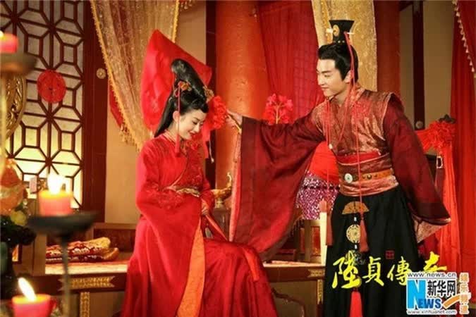 Nghi lễ đại hôn và phòng tân hôn rắc rối của hoàng đế Trung Hoa - Ảnh 3.
