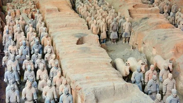 Phát hiện dấu tích cỗ xe cừu 2.000 năm tuổi gần &quot;đội quân đất nung&quot; của hoàng đế Tần Thủy Hoàng - Ảnh 1.