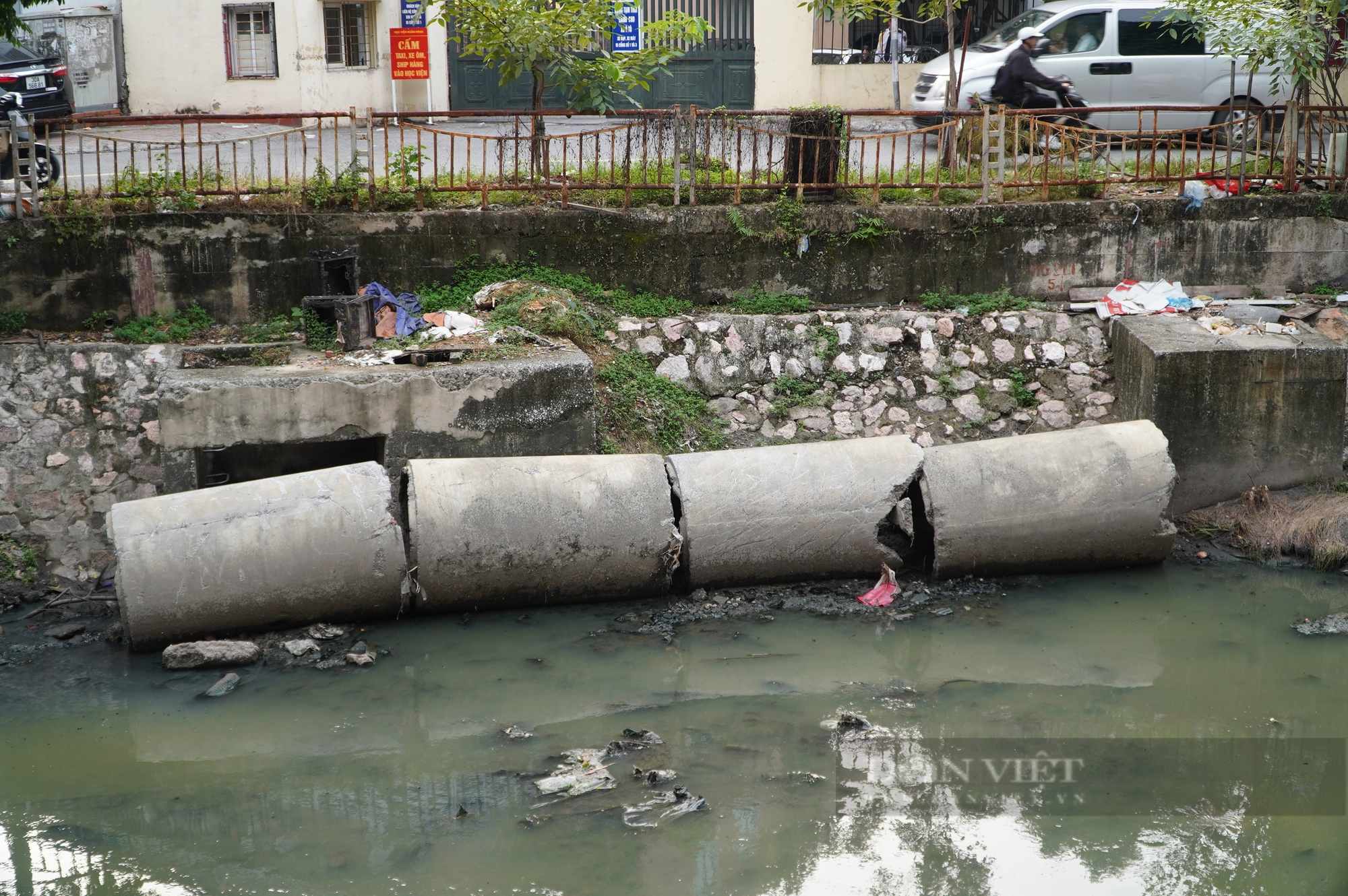  Dự án thu gom nước thải sinh hoạt trên sông Lừ vẫn ngổn ngang sau 3 năm khởi công - Ảnh 5.