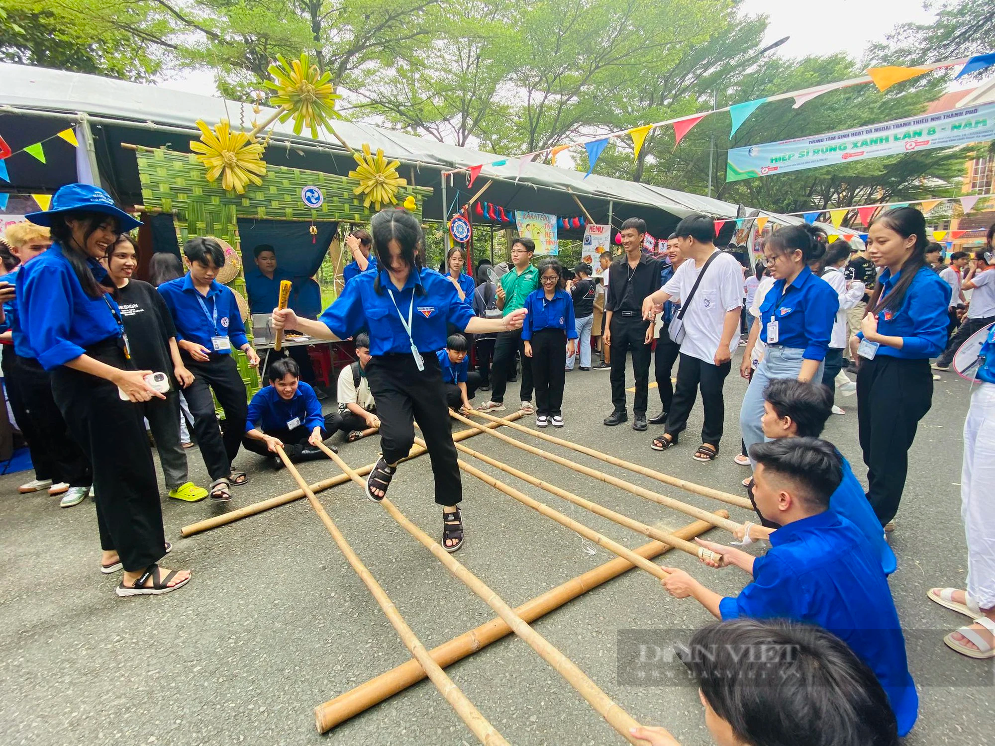 Sinh viên ĐH Nông lâm TP.HCM thắc mắc, nhà tuyển dụng chọn người có trình độ hay thái độ - Ảnh 7.