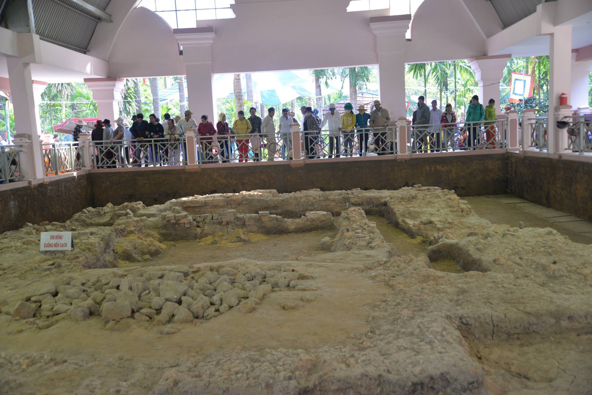 Ba cái gò đất ở một nơi của Đồng Tháp, khảo cổ đào lên phát lộ kiến trúc cổ, có phế tích tháp 10 tầng - Ảnh 5.