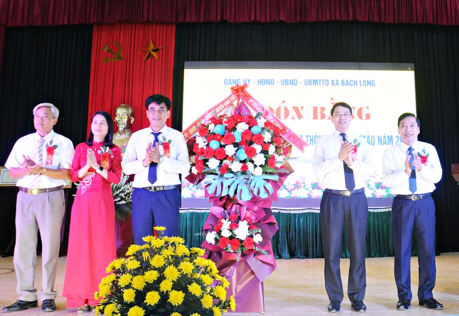 Nam Định: Xã Bạch Long về đích nông thôn mới kiểu mẫu với tiêu chí nổi trội là giáo dục - Ảnh 1.