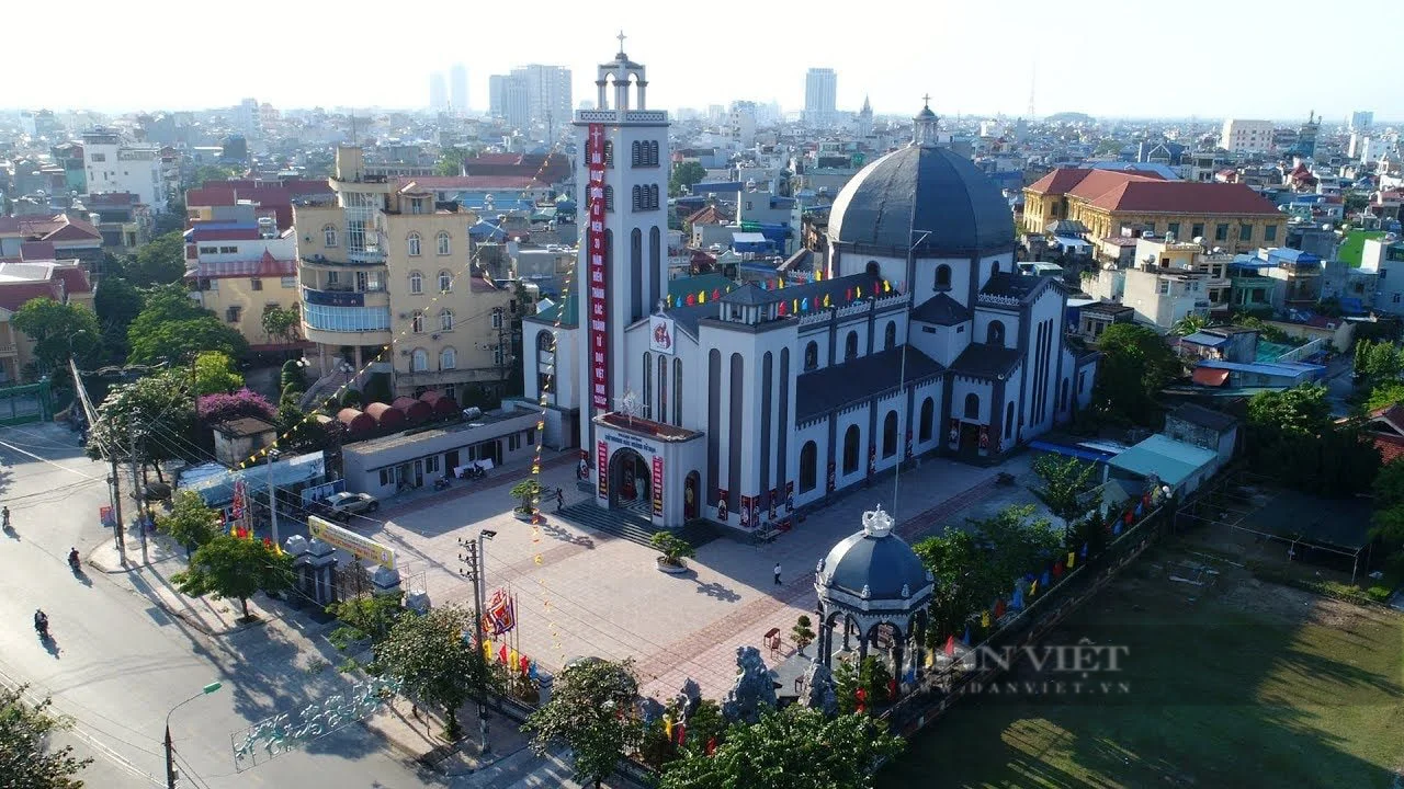 Chỉ có 2 nhà thờ ở Việt Nam thờ ông già Noel, trong đó Nam Định có một nhà thờ, đó là nhà thờ nào?- Ảnh 9.