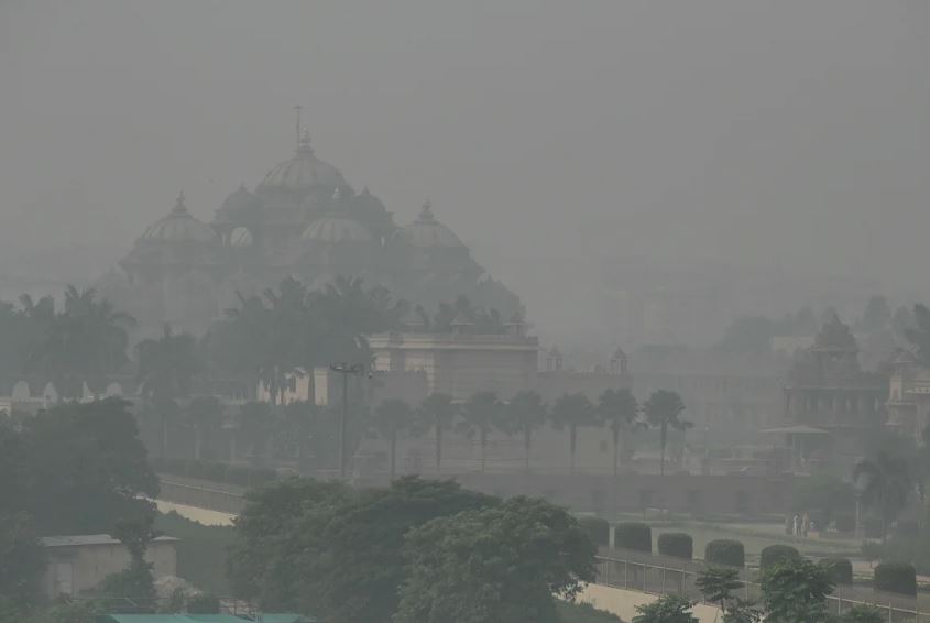 Pakistan: Thành phố 13 triệu dân phải đóng cửa vì không khí độc hại - Ảnh 3.