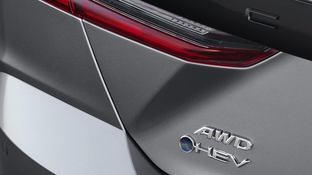 Lộ diện Toyota Camry thế hệ mới, &quot;thoát xác&quot; bình dân, thiết kế như siêu xe - Ảnh 2.