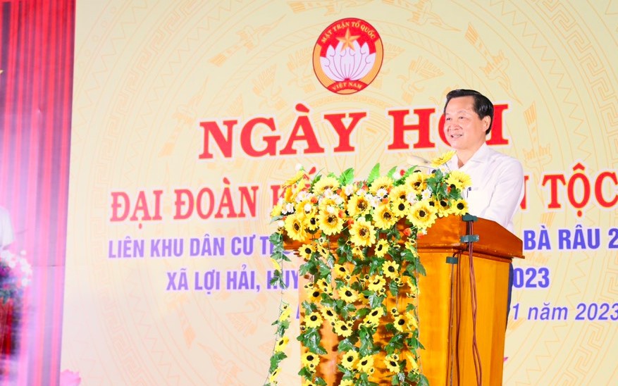 Phó Thủ tướng Lê Minh Khái dự ngày hội Đại đoàn kết toàn dân tộc ở Ninh Thuận