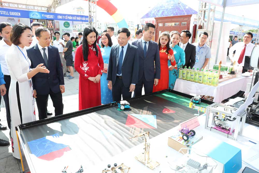 Nhiều sản phẩm mới tại không gian trưng bày các sản phẩm khởi nghiệp đổi mới sáng tạo tỉnh Bắc Giang - Ảnh 3.