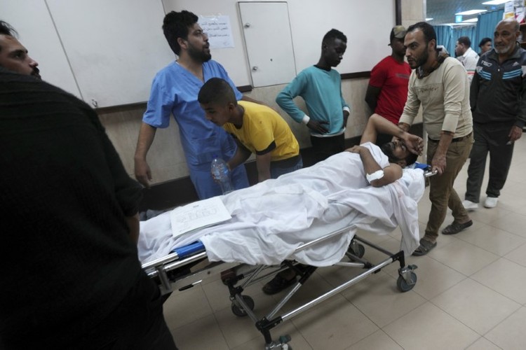 Hình ảnh hàng chục bệnh viện ở Dải Gaza bên bờ vực sụp đổ - Ảnh 14.