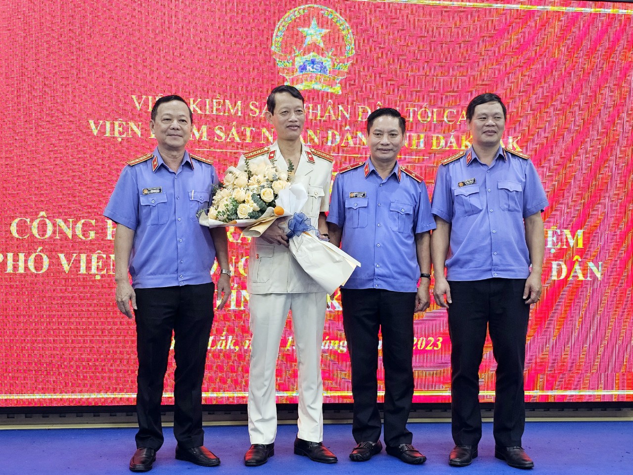 Đắk Lắk có tân Phó Viện trưởng Viện Kiểm sát nhân dân - Ảnh 2.