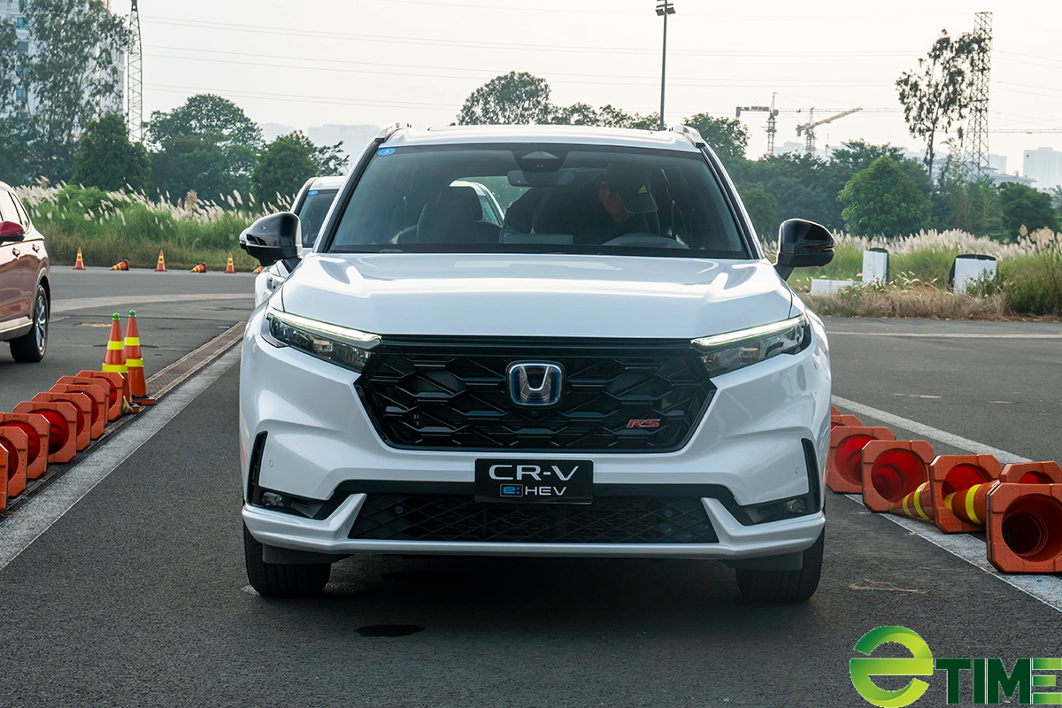 Phân khúc CUV tháng 10/2023: Hyundai Tucson bứt phá nhờ giảm giá - Ảnh 3.