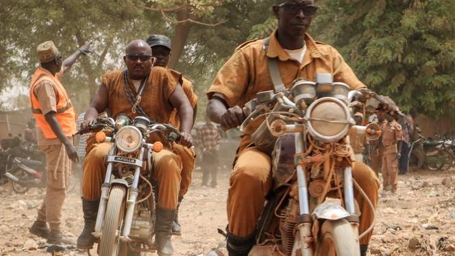 Bí ẩn vụ thảm sát dã man khiến 70 trẻ em, người già thiệt mạng ở Burkina Faso - Ảnh 1.