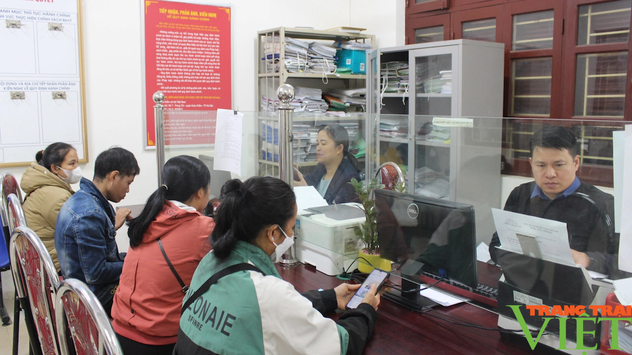 BHXH huyện Phù Yên đẩy mạnh truyền thông nhằm hạn chế thanh toán BHXH một lần - Ảnh 3.