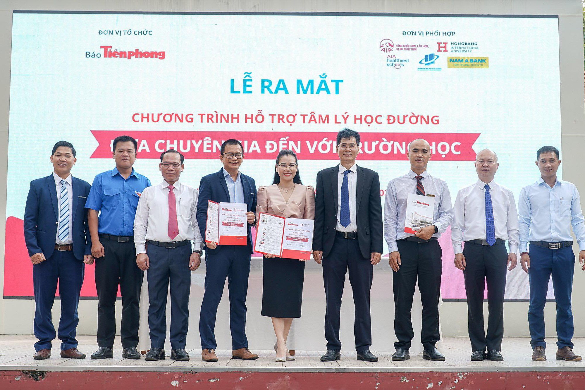 TP.HCM: Chuyên gia tâm lý sẽ đến tận trường học để hỗ trợ tư vấn tâm lý - Ảnh 1.