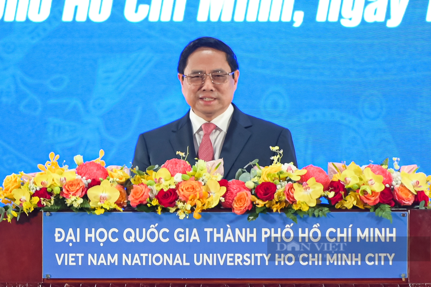 Thủ tướng Phạm Minh Chính làm diễn giả trong Lễ Khai khóa của ĐH Quốc gia TP.HCM - Ảnh 1.