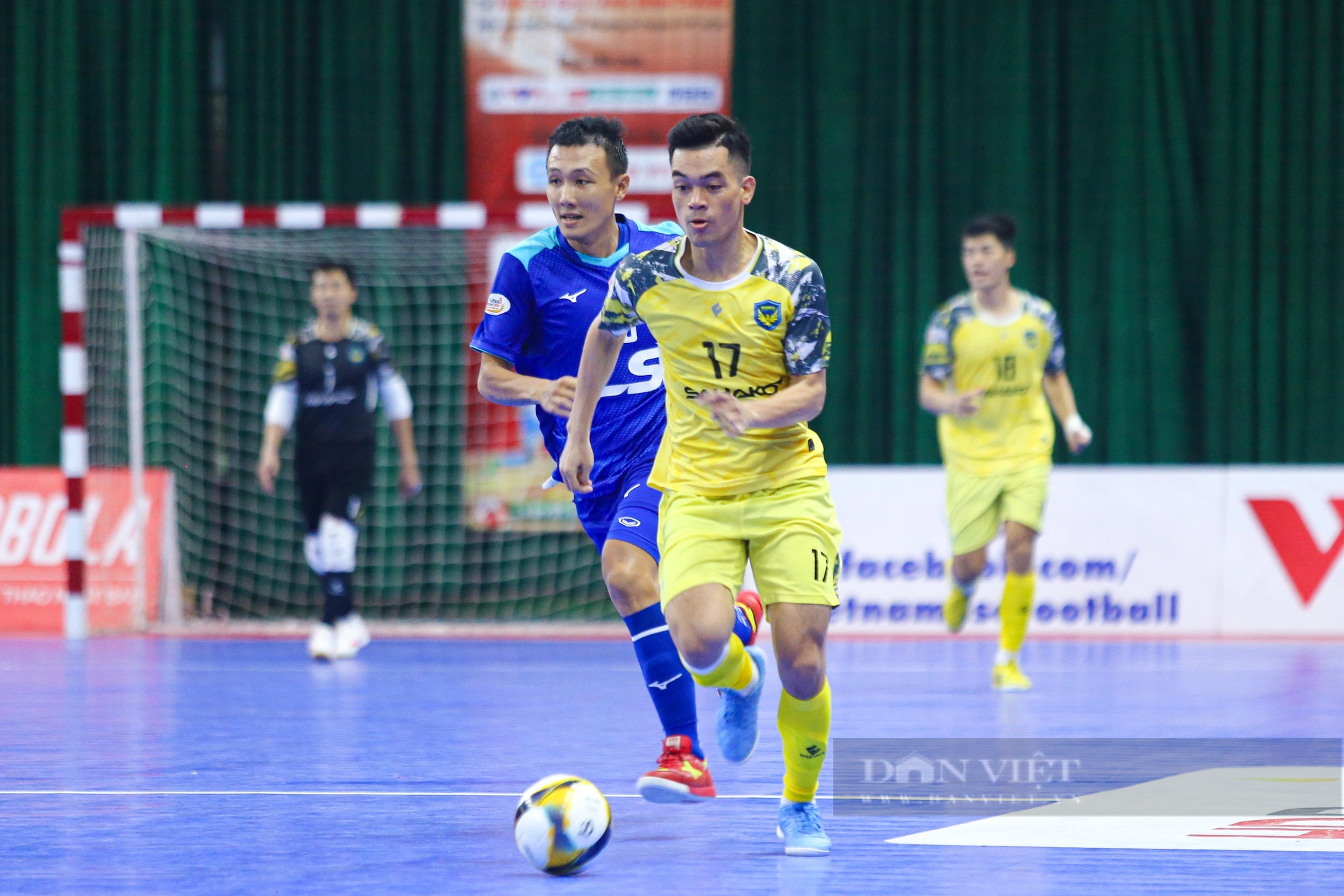 Thái Sơn Nam thắng kịch tính trên chấm luân lưu trong trận “siêu kinh điển” futsal - Ảnh 1.