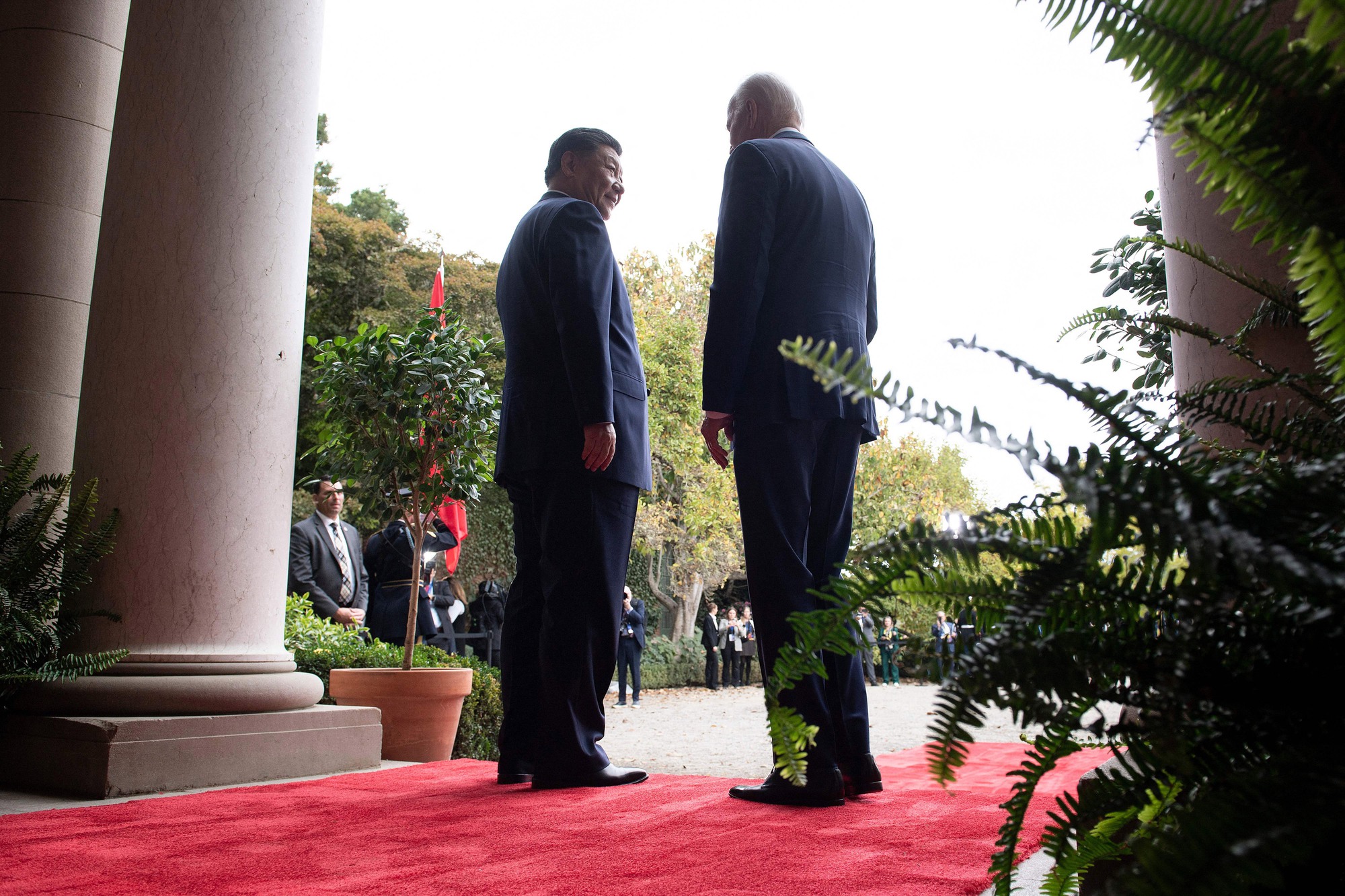 Chủ tịch Trung Quốc Tập Cận Bình và Tổng thống Mỹ Biden đang gặp nhau ở California - Ảnh 2.
