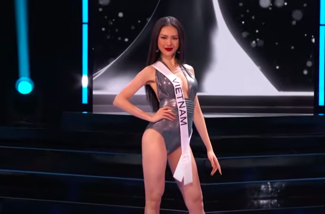 Clip Bùi Quỳnh Hoa trình diễn bikini nóng bỏng tại bán kết Miss Universe 2023 - Ảnh 2.