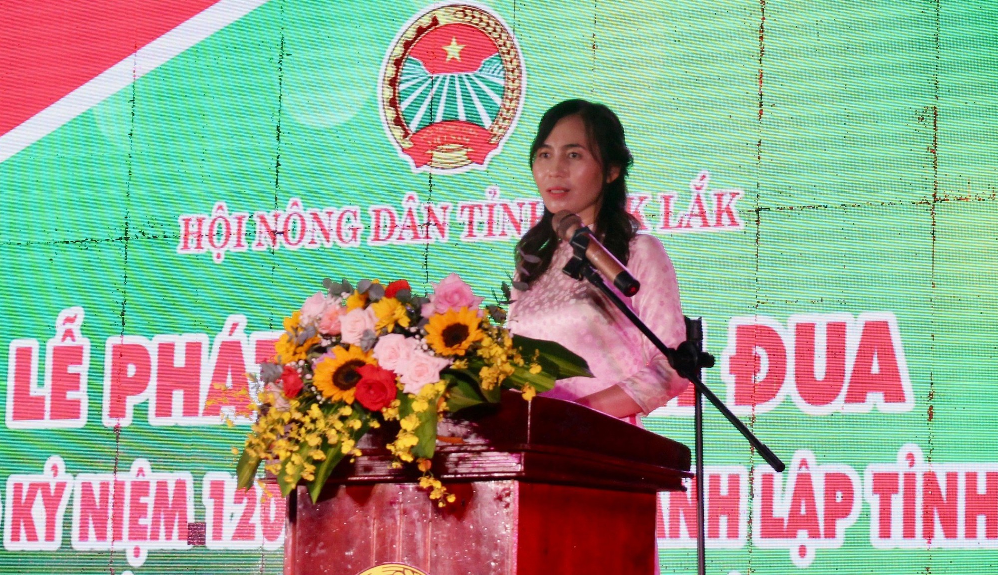 Nông dân Đắk Lắk tổ chức chuỗi sự kiện sôi nổi Kỷ niệm 120 năm Ngày thành lập tỉnh - Ảnh 1.