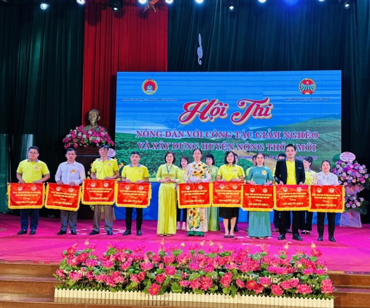 Hội Nông dân huyện Phú Lương (Thái Nguyên) tổ chức Hội thi “Nông dân với công tác giảm nghèo” năm 2023 - Ảnh 3.