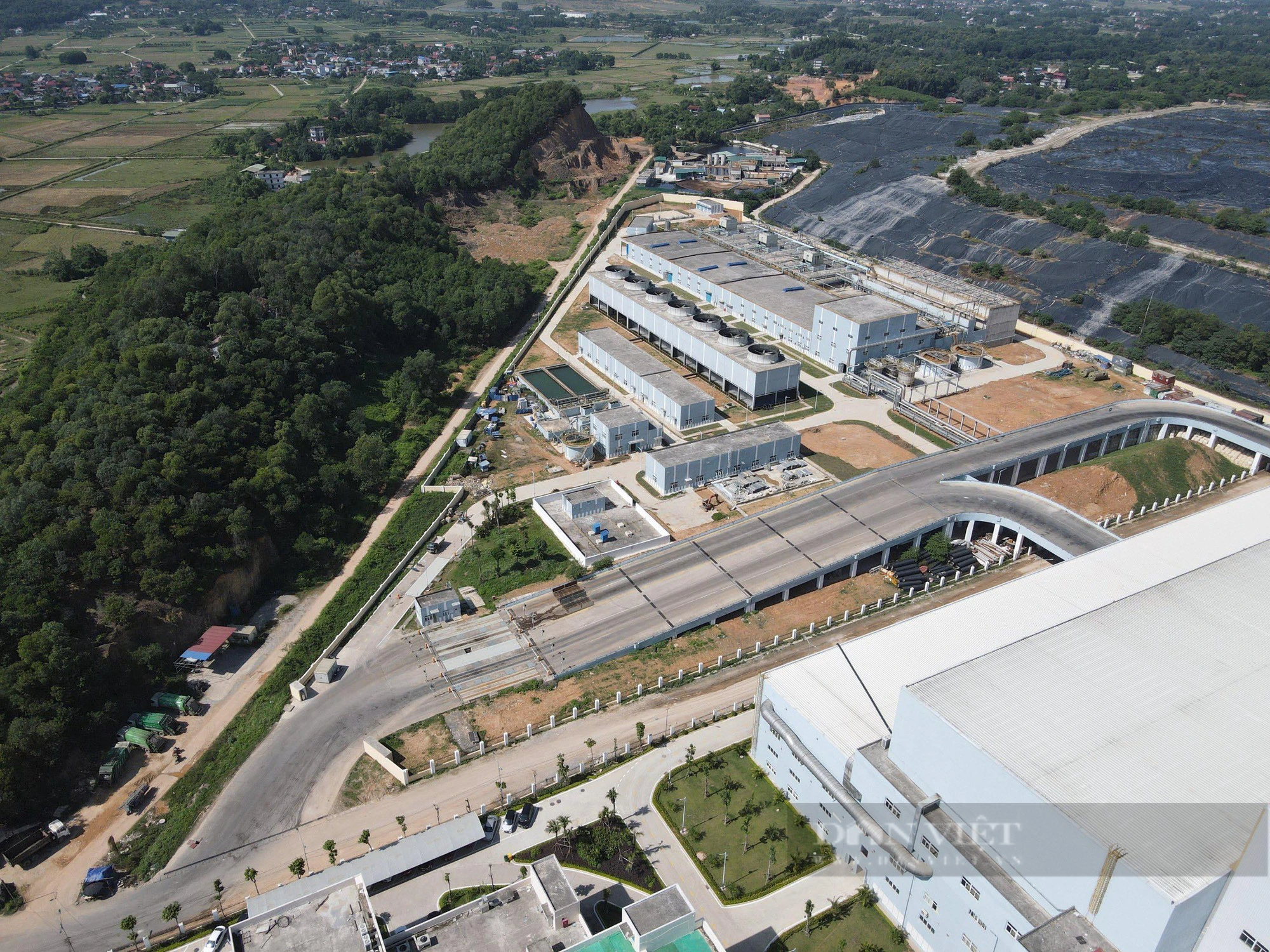 Bên trong Nhà máy điện rác lớn thứ 2 thế giới tại Sóc Sơn, Hà Nội - Ảnh 2.