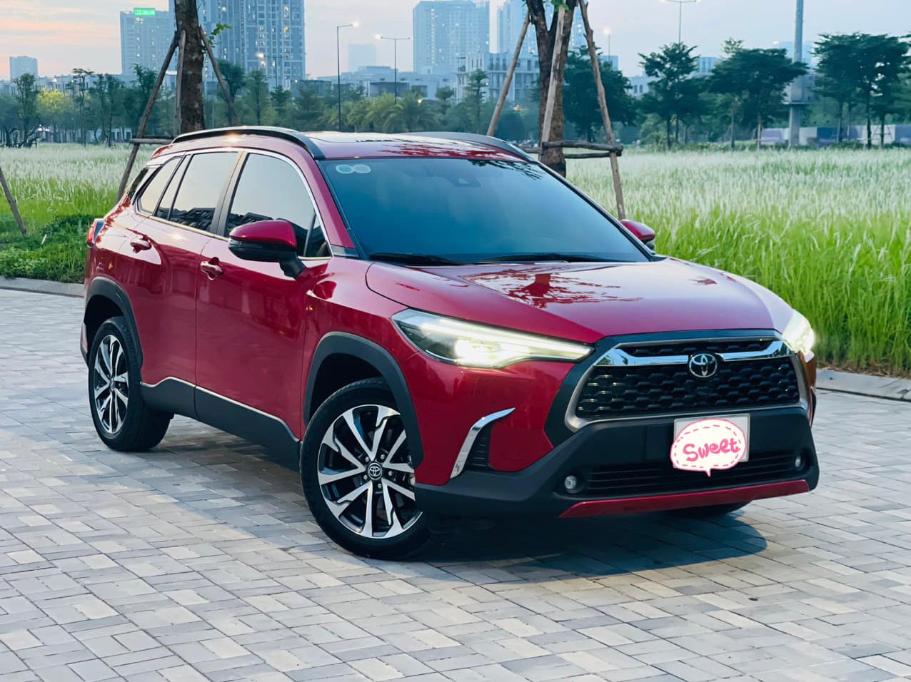 Toyota Corolla Cross hạ giá khó tin khi bán 2 tháng không &quot;trôi&quot; - Ảnh 1.