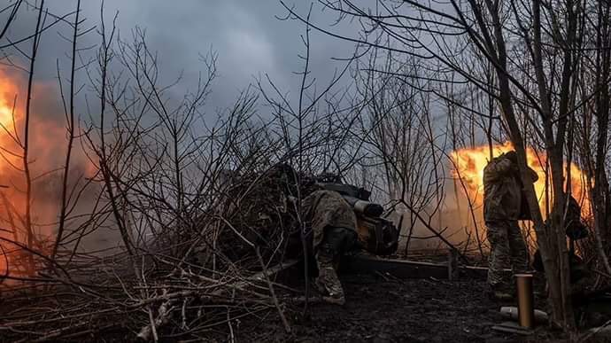 Nga cố gắng bao vây Avdiivka và đang tấn công thêm sáu mặt trận - Ảnh 1.