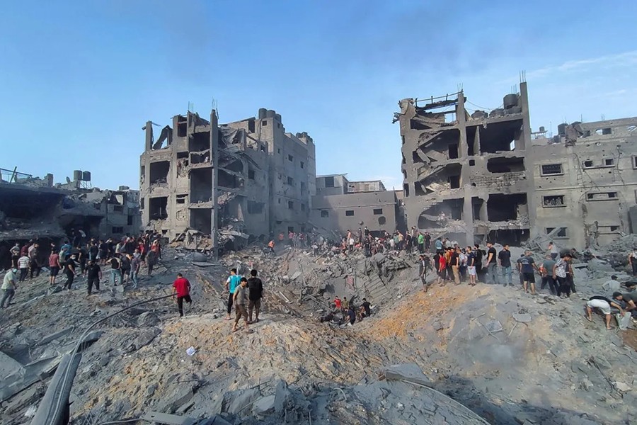 Cuộc sống bên trong dải Gaza, nơi đã hứng chịu 18.000 tấn thuốc nổ - Ảnh 11.