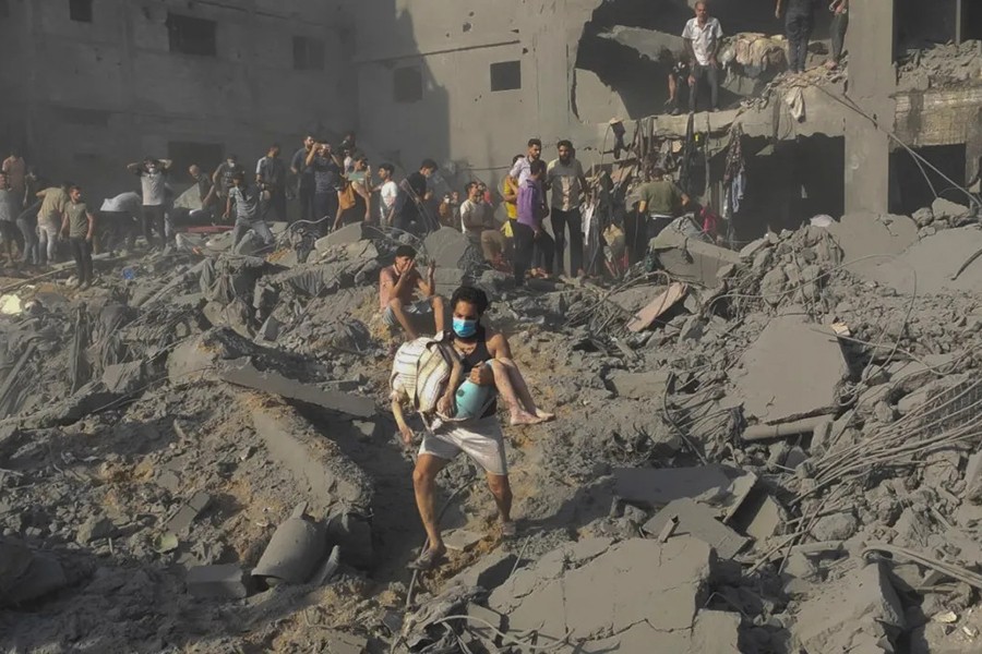 Cuộc sống bên trong dải Gaza, nơi đã hứng chịu 18.000 tấn thuốc nổ - Ảnh 14.