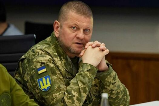 Tổng tư lệnh Lực lượng Vũ trang Ukraine đưa ra lời thú nhận bất ngờ  - Ảnh 1.