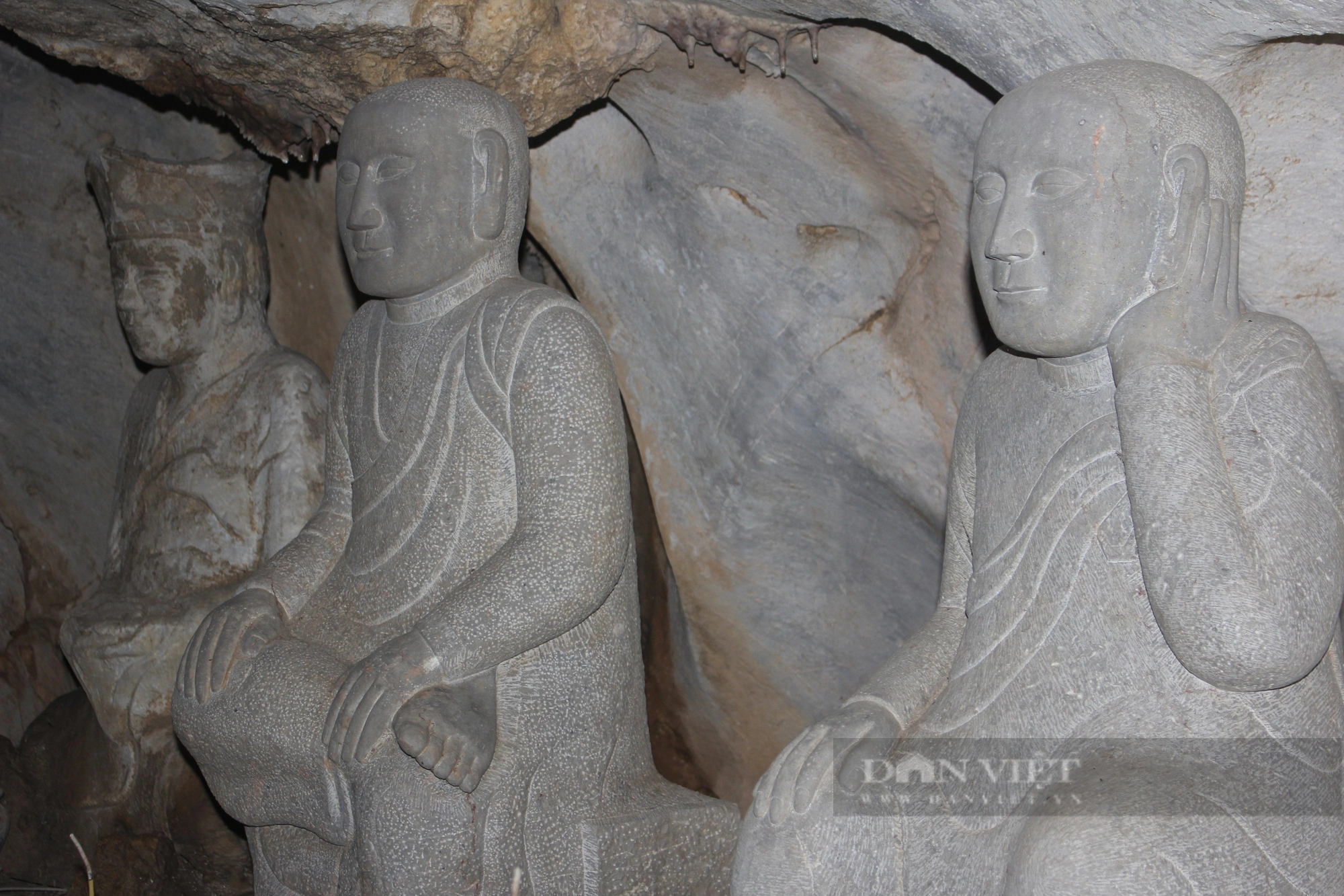Kỳ vĩ ngôi chùa cổ ở Hà Nội với nhiều tượng Phật bằng đá, nơi Bác Hồ đọc Lời kêu gọi toàn quốc kháng chiến - Ảnh 6.
