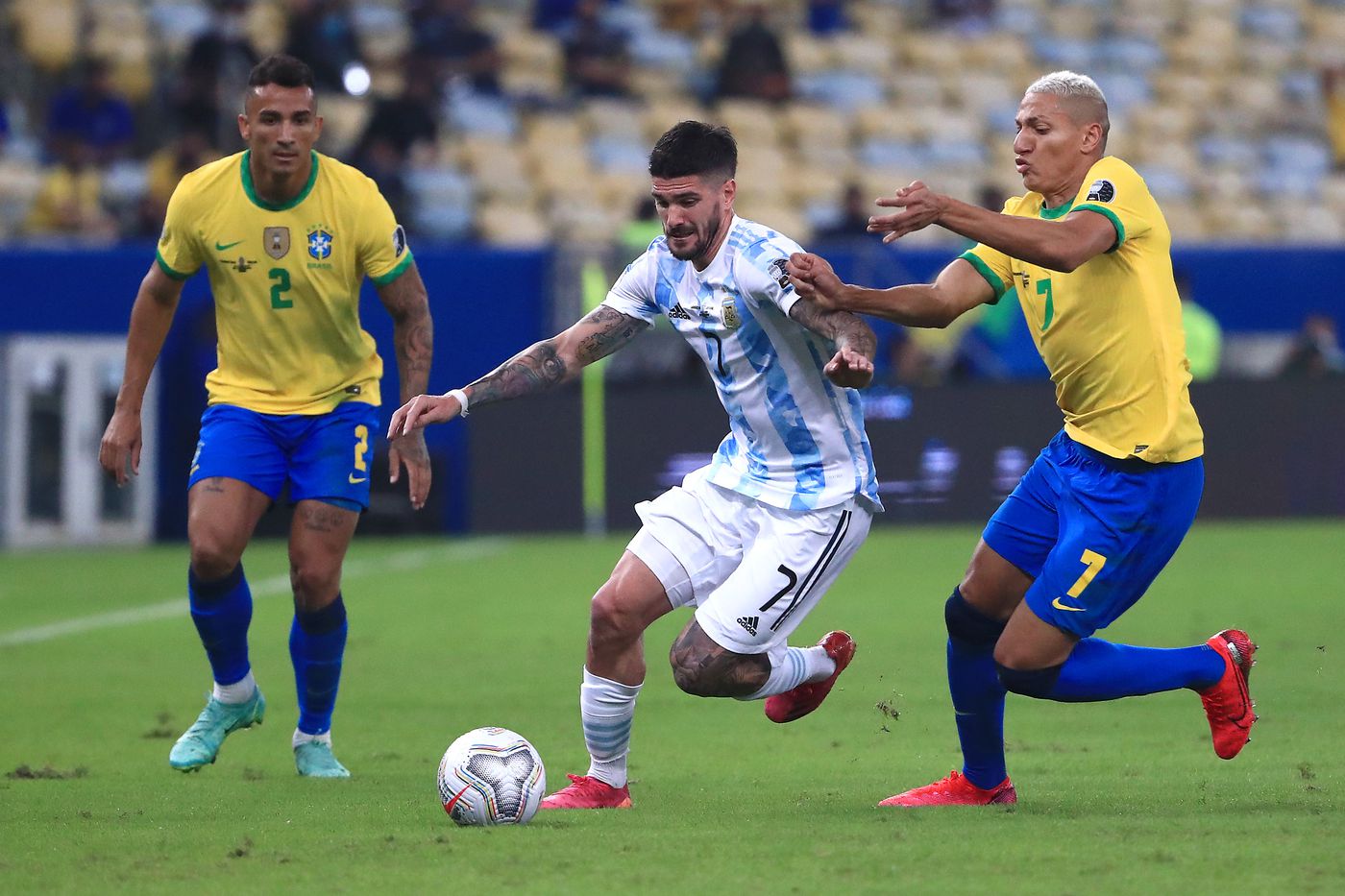 Brazil vs Argentina (7h30 ngày 22/11): Khách lấn chủ? - Ảnh 2.