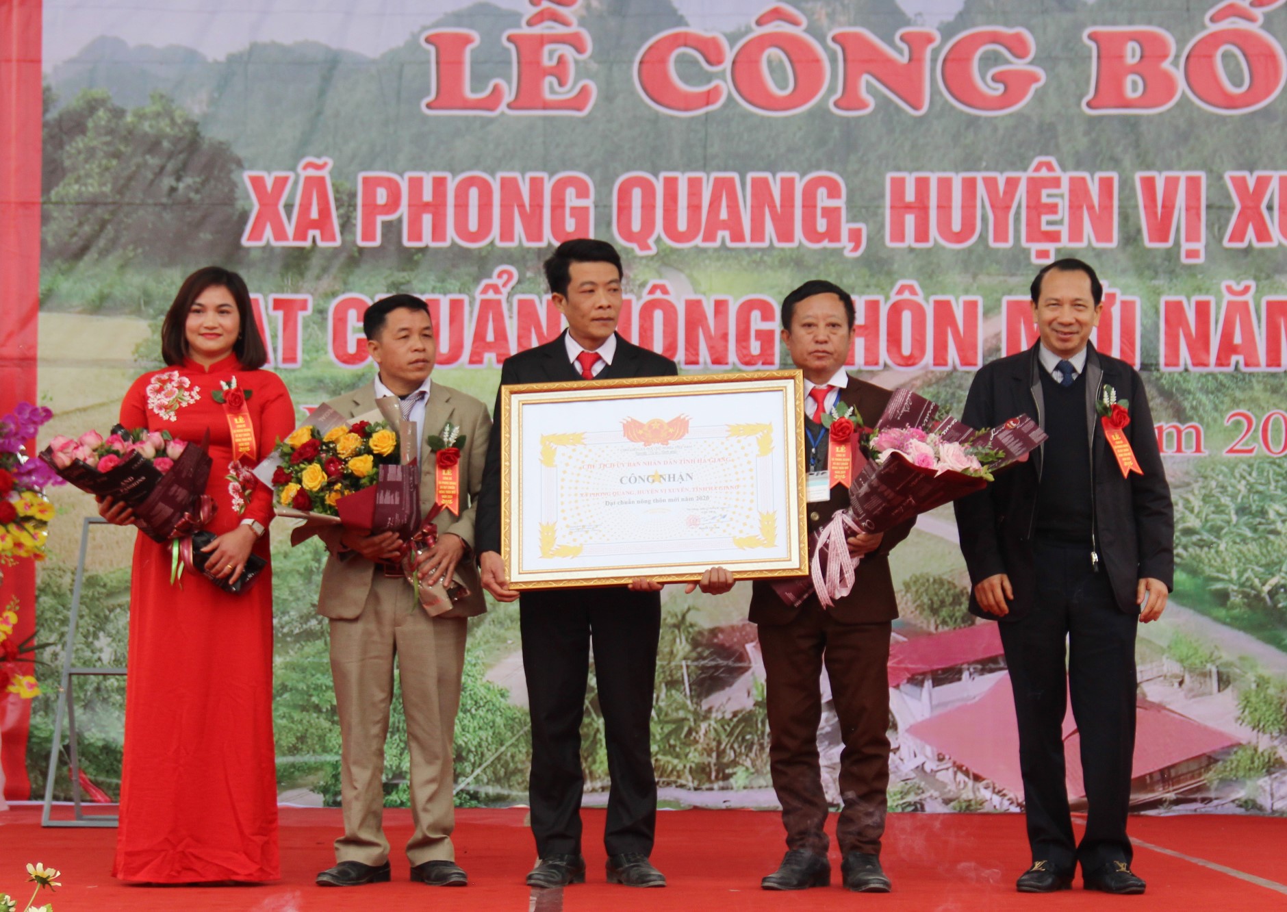 Những bài học kinh nghiệm trong xây dựng nông thôn mới ở Hà Giang - Ảnh 1.