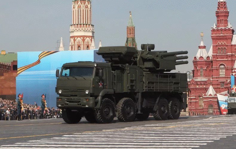 Hệ thống phòng không 'sát thủ không người lái' trị giá 15 triệu USD của Nga bị nổ tung ở Kherson - Ảnh 1.