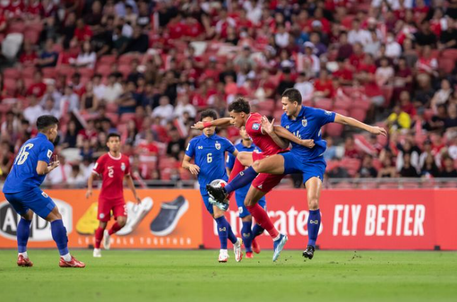 Thắng Singapore, Thái Lan thắp lại hy vọng ở vòng loại World Cup 2026 - Ảnh 1.