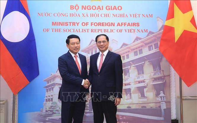 Hợp tác kinh tế Việt Nam - Lào chuyển biến tích cực, thực chất hơn - Ảnh 1.