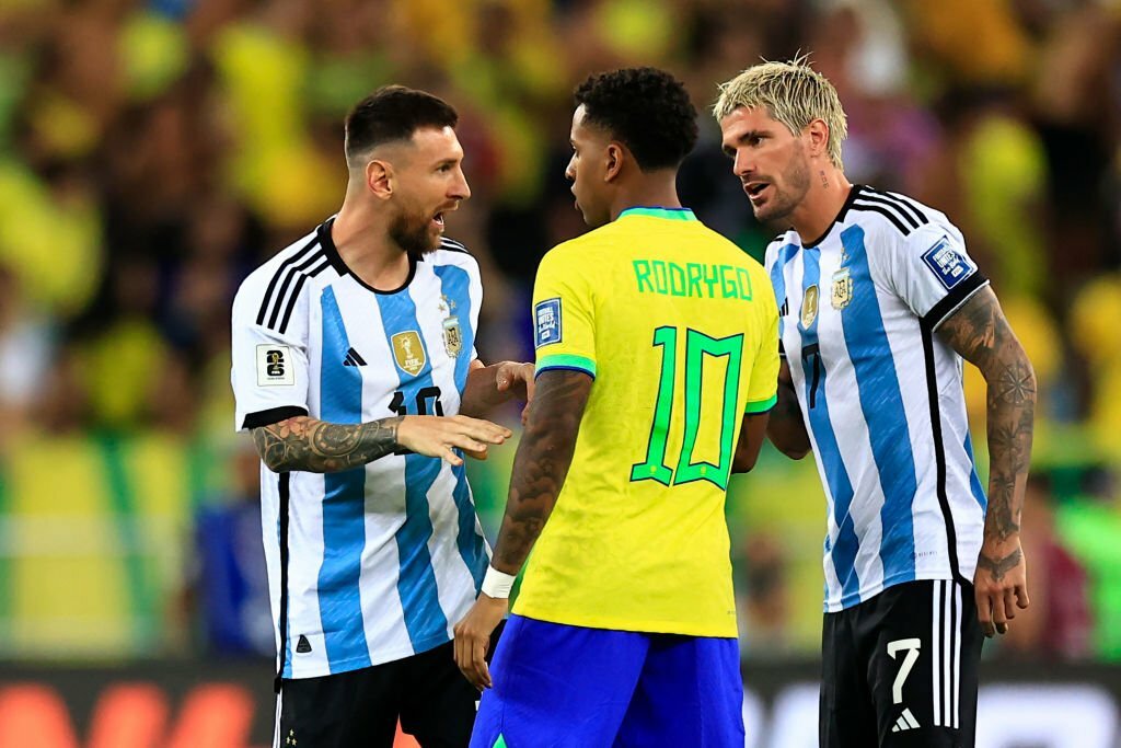 Thua Argentina trên sân nhà, Brazil chìm sâu vào khủng hoảng - Ảnh 2.