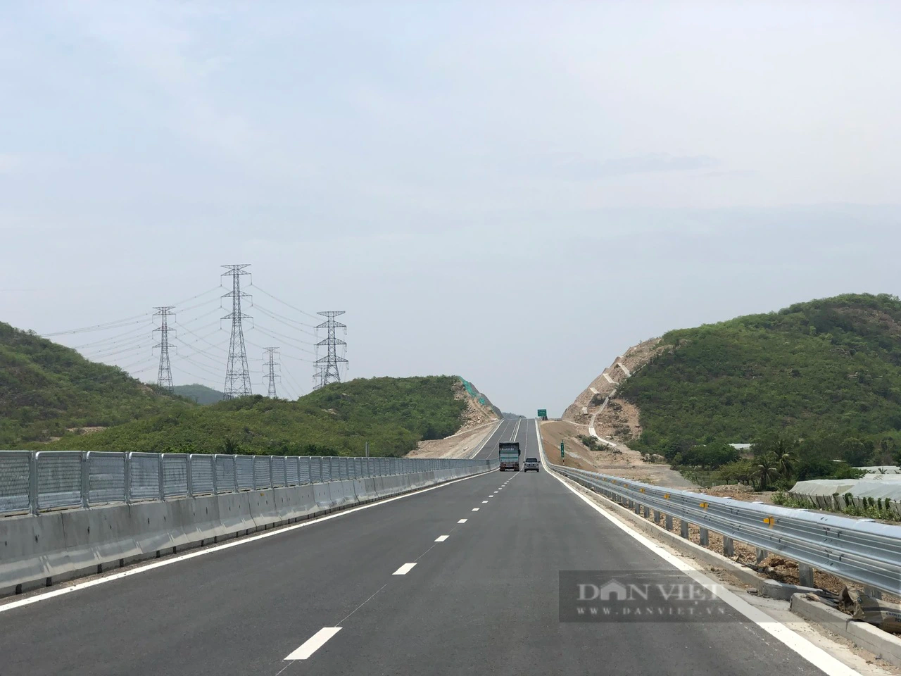 “Tối hậu thư” cho các nhà thầu phải hoàn chỉnh đường dân sinh thuộc cao tốc Vĩnh Hảo – Phan Thiết qua tỉnh Bình Thuận - Ảnh 4.
