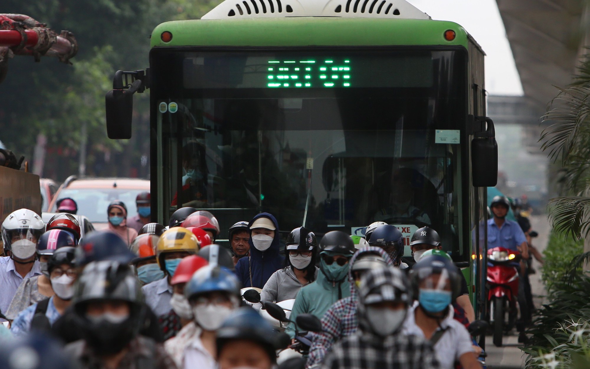 Hà Nội xóa tuyến buýt nhanh BRT? 