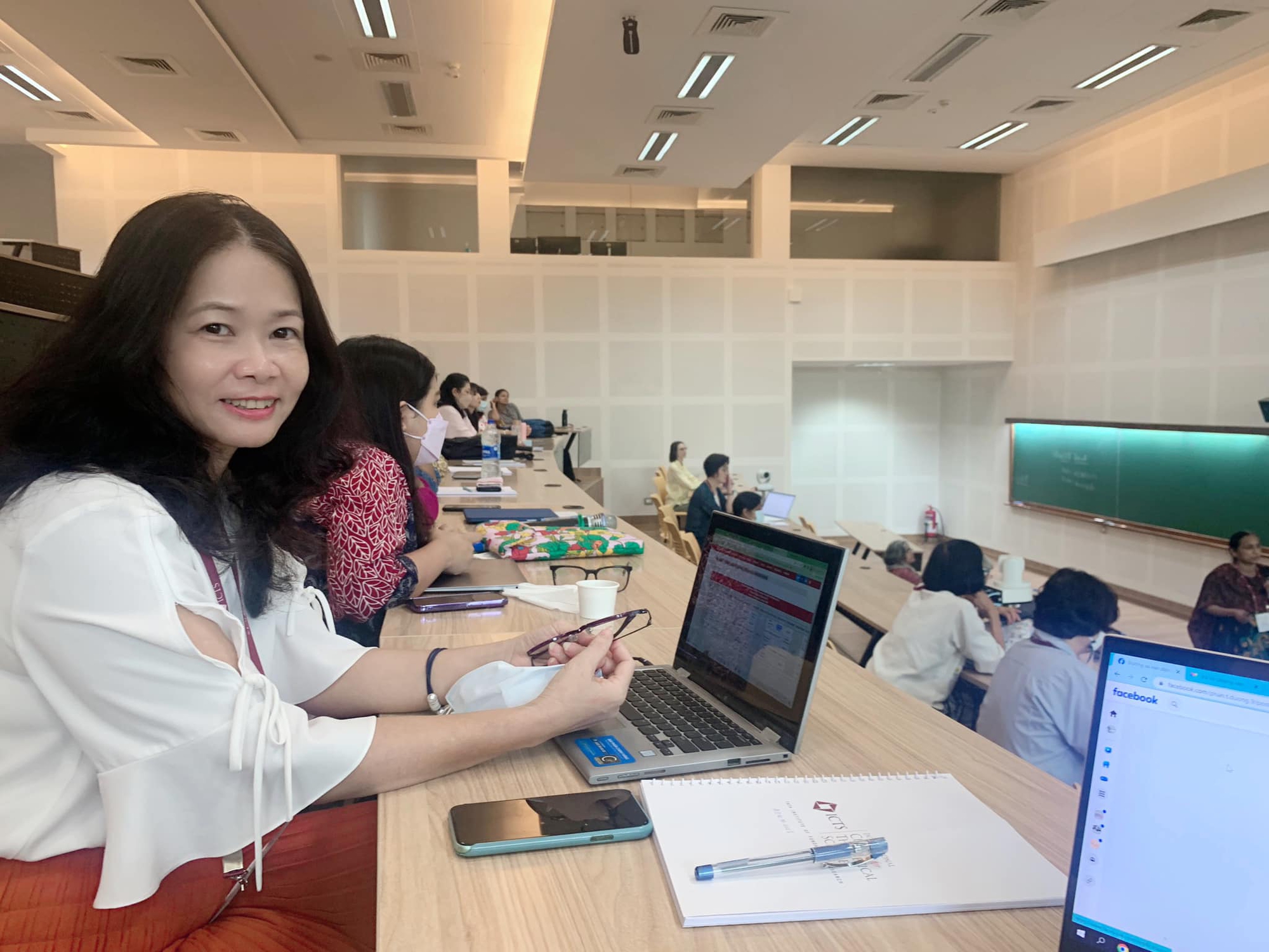 Nữ giáo sư Toán học thứ 3 của Việt Nam Tạ Thị Hoài An: Viết tiếp giấc mơ của bố - Ảnh 4.
