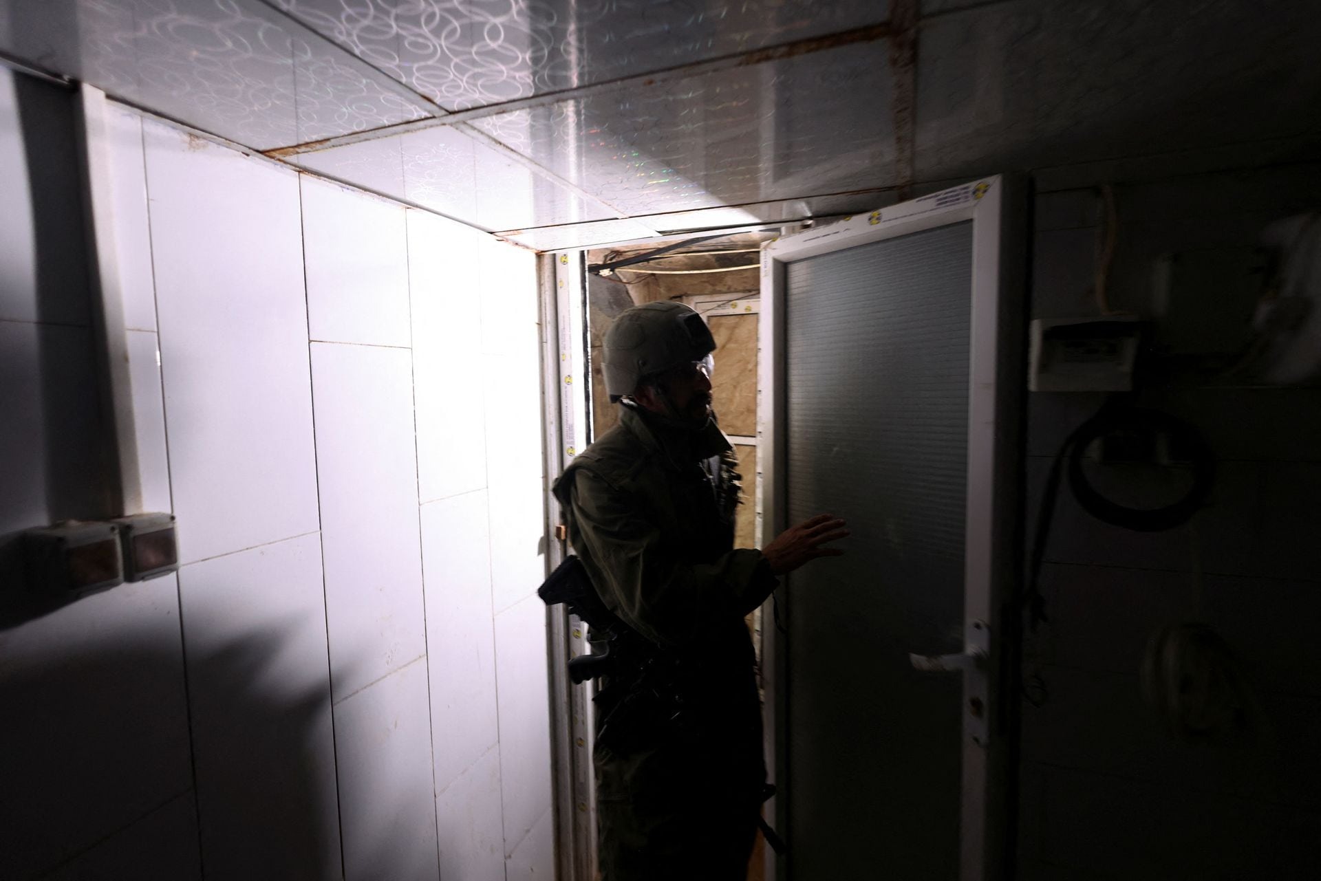 Toàn cảnh đường hầm của Hamas ở Dải Gaza - Ảnh 4.